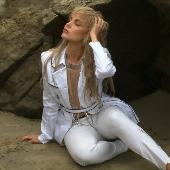 Silver Fringe Necklace - Picture 3 of 3